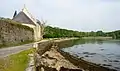 La chapelle Sainte-Anne et l'anse du Guéric.