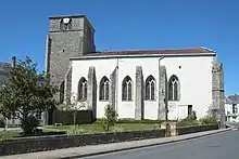 L'église Saint-Gervais et Saint-Protais.