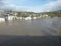 Les inondations du 7 février 2014 à Châteaulin (l'Aulne en crue déborde largement, l'eau recouvrant les quais et inondant le rez-de-chaussée des maisons riveraines) 4