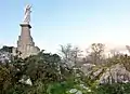 La Vierge des montagnes Noires, statue édifiée sur l'éperon rocheux de Cudel (Spézet).