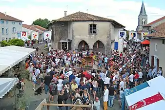 La place durant la médiévale 2017