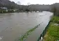 L'Aulne en crue à Châteauneuf-du-Faou juste en aval du « Pont du Roy » (7 février 2014).