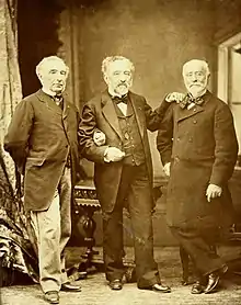 Portrait des trois frères Kerjegu : de gauche à droite, Louis, François et Jules de Kerjégu (originaires de Moncontour (Côtes-du-Nord), les deux premiers achètent les terres de Trévarez en 1845)