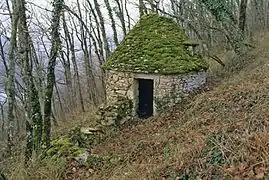 Cabane en pierre sèche de Villeneuve.