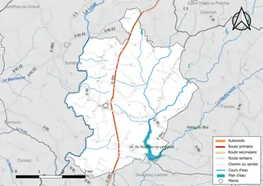 Carte en couleur présentant le réseau hydrographique de la commune