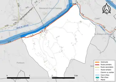 Carte en couleur présentant le réseau hydrographique de la commune