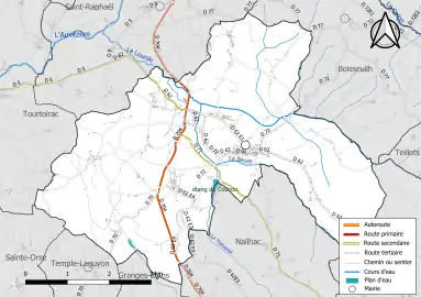 Carte en couleur présentant le réseau hydrographique de la commune