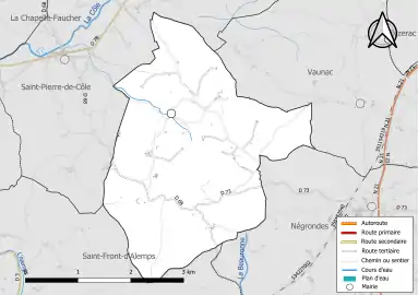 Carte en couleur présentant le réseau hydrographique de la commune