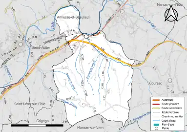 Carte en couleur présentant le réseau hydrographique de la commune