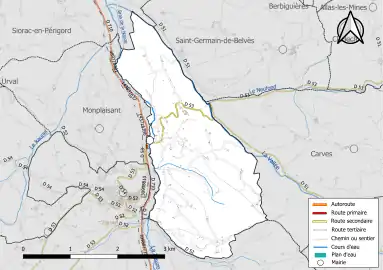 Carte en couleur présentant le réseau hydrographique de la commune