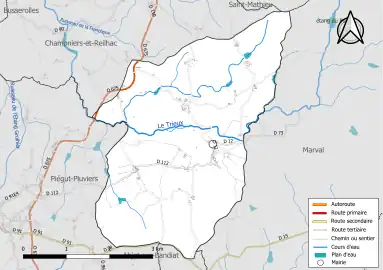 Carte en couleur présentant le réseau hydrographique de la commune