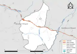 Carte en couleur présentant le réseau hydrographique de la commune