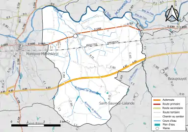 Carte en couleur présentant le réseau hydrographique de la commune