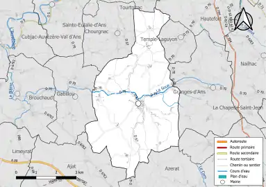 Carte en couleur présentant le réseau hydrographique de la commune