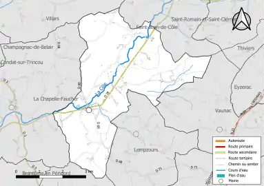 Carte en couleur présentant le réseau hydrographique de la commune