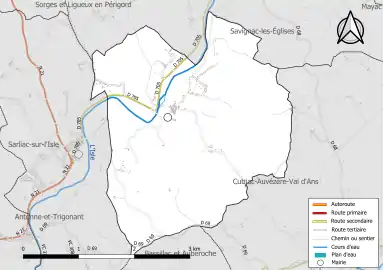 Carte en couleur présentant le réseau hydrographique de la commune