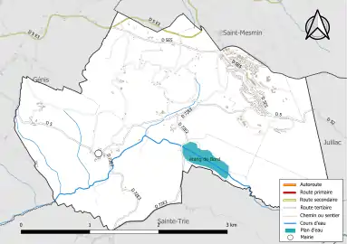 Carte en couleur présentant le réseau hydrographique de la commune