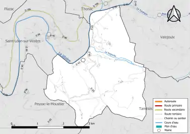 Carte en couleur présentant le réseau hydrographique de la commune