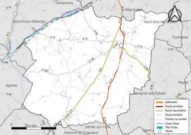 Carte en couleur présentant le réseau hydrographique de la commune