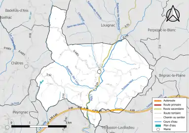 Carte en couleur présentant le réseau hydrographique de la commune