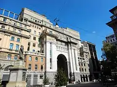 Entrée sur la Piazza Beccaria.