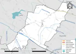 Carte en couleur présentant le réseau hydrographique de la commune