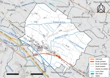 Carte en couleur présentant le réseau hydrographique de la commune