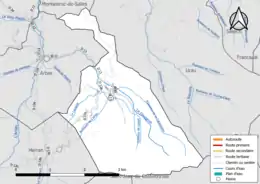 Carte en couleur présentant le réseau hydrographique de la commune