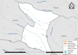 Carte en couleur présentant le réseau hydrographique de la commune