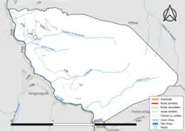 Carte en couleur présentant le réseau hydrographique de la commune