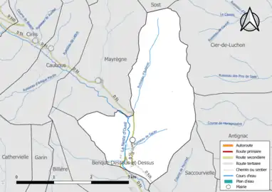 Carte en couleur présentant le réseau hydrographique de la commune