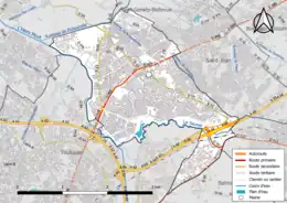 Carte en couleur présentant le réseau hydrographique de la commune