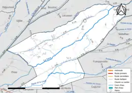 Carte en couleur présentant le réseau hydrographique de la commune