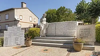 Le monument aux morts