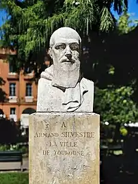 Monument à Armand Silvestre