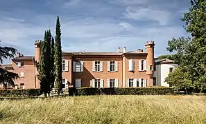 La château et la chapelle exposition nord-est