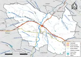 Carte en couleur présentant le réseau hydrographique de la commune