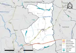 Carte en couleur présentant le réseau hydrographique de la commune