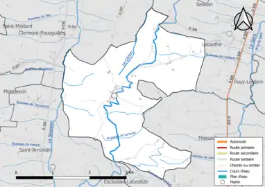 Carte en couleur présentant le réseau hydrographique de la commune