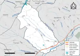 Carte en couleur présentant le réseau hydrographique de la commune