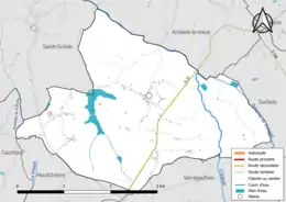 Carte en couleur présentant le réseau hydrographique de la commune