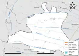 Carte en couleur présentant le réseau hydrographique de la commune