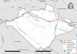 Carte en couleur présentant le réseau hydrographique de la commune