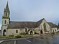 Église paroissiale Saint-Thuriau, vue extérieure d'ensemble 1.