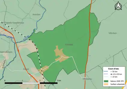 La commune est entièrement incluse dans la zone Natura 2000 de type ZPS « la Petite Beauce ».