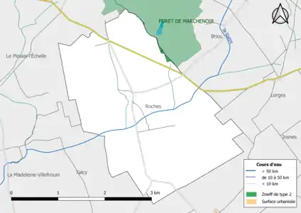 La « Forêt de Marche Noir », ZNIEFF de type 2 localisées sur la commune, est située en lisière nord de la commune.