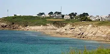 La Pointe des Renards (vue partielle en gros plan) vue des environs de la Grève bleue.