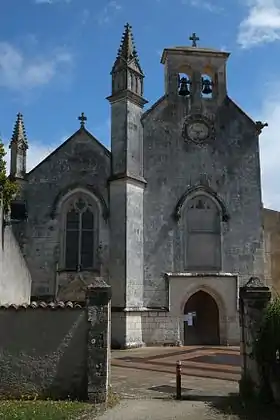 L'église Saint-Cybard.