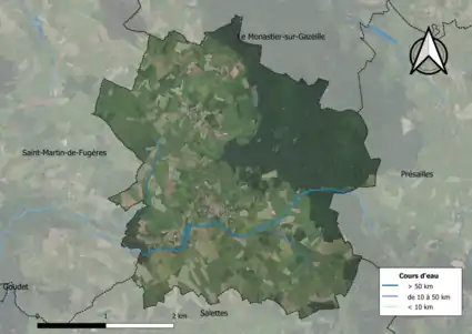 Vue aérienne du territoire communal.