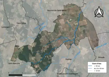 Vue aérienne du territoire communal.